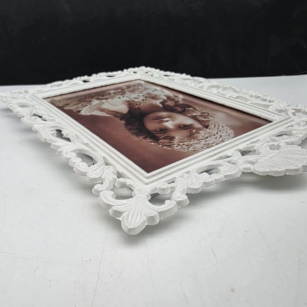 Vintage White Painted Metal Ornate Photo Frame Victorian Style 5x7 Inches - Picture 9 of 11
